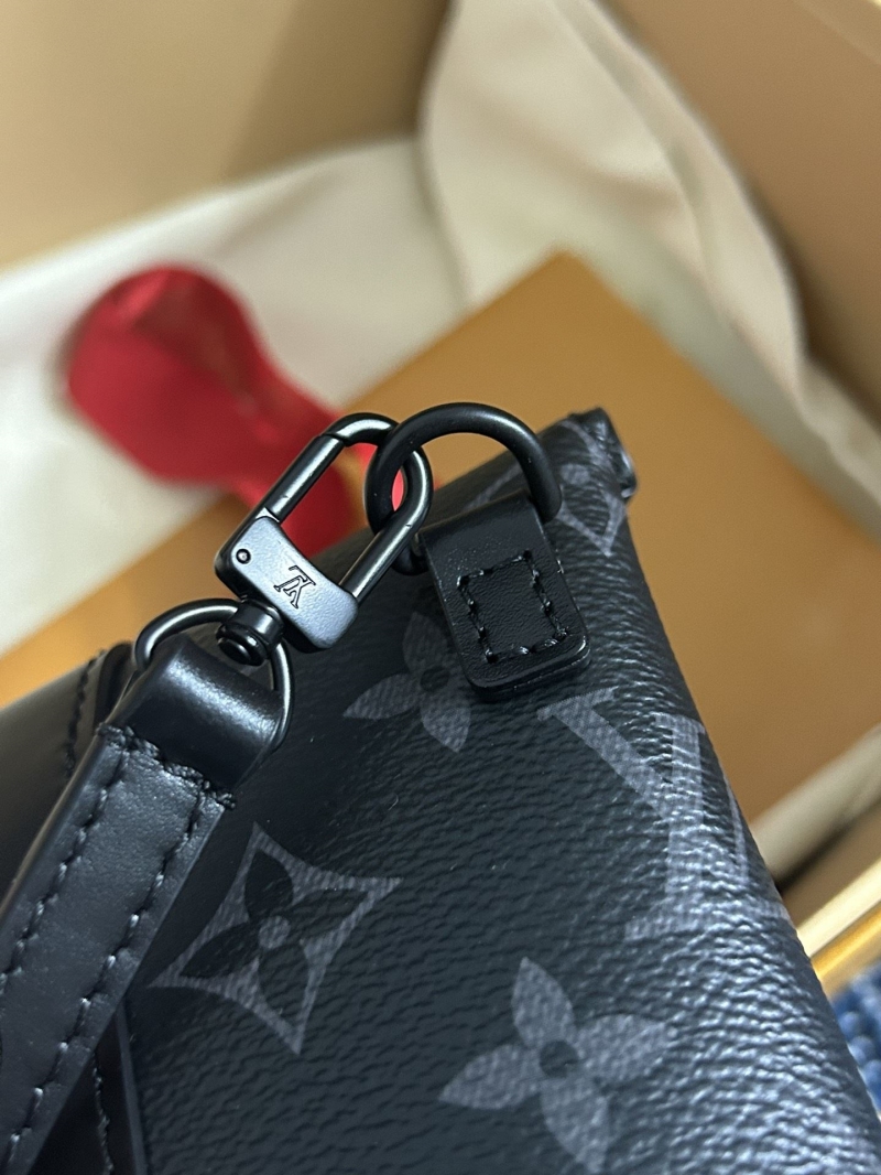 LV Bucket Bags